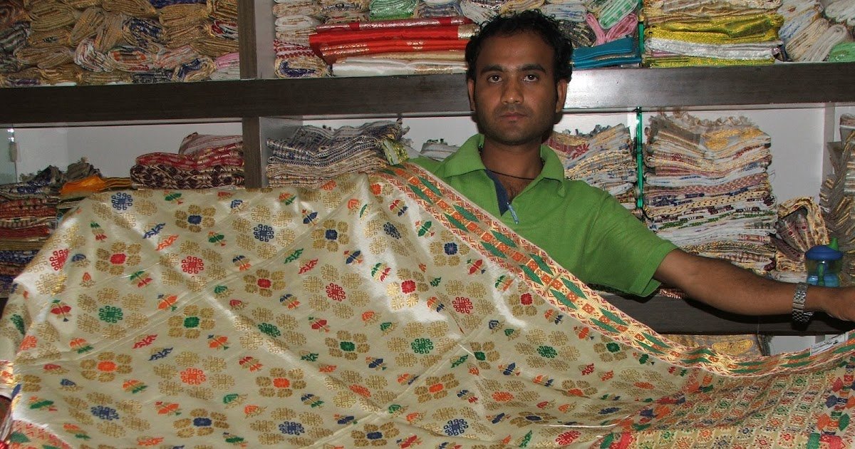 Sualkuchi Silk Village Tour